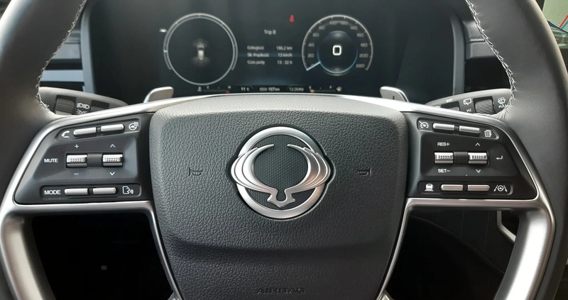 SsangYong REXTON cena 244900 przebieg: 3000, rok produkcji 2023 z Marki małe 352